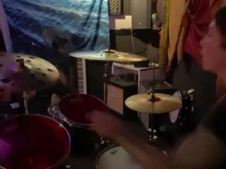 Felicity feline drumming طويل مربى